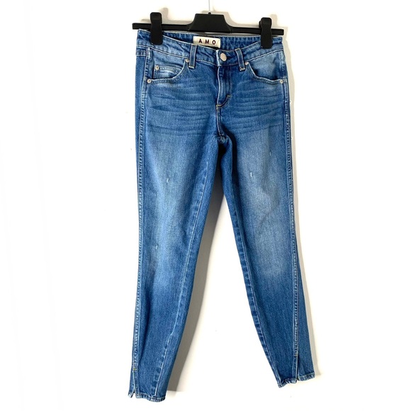 AMO Classic Blue Cropped Jeans - Picture 3 of 13